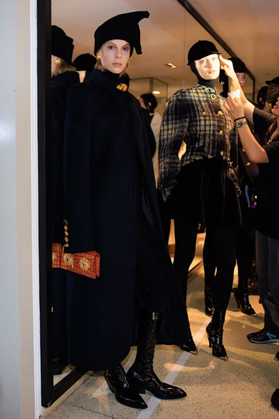 Look 5